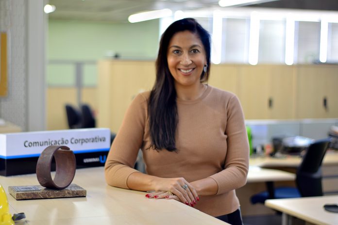 Ana Gabriela Dias Cardoso - dir. corp. Comunicação e Relações Institucionais Usiminas