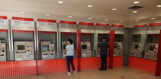 Bancos, hipermercados e shoppings devem disponibilizar cadeira de rodas