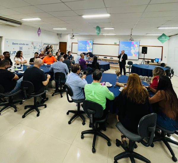 Divulgação Unileste__