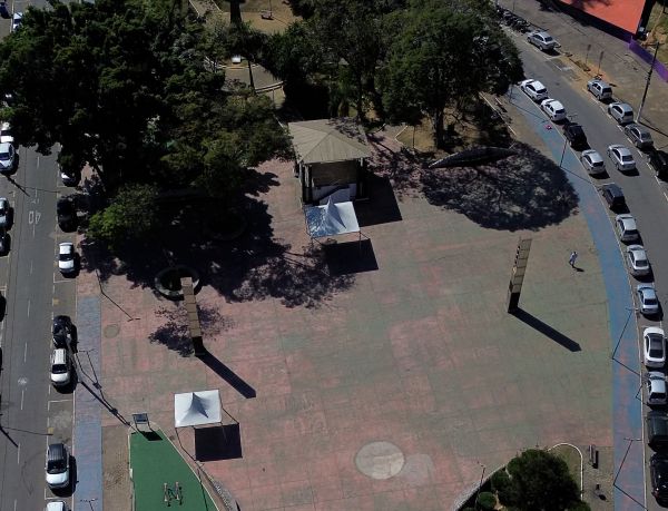 FOTO CORETO_PRAÇA 1 DE MAIO