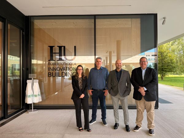 Flavia, Flaviano, Eduardo e Alexandre na Universidade Humanitas