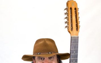 Show de Dom Carvalho na agenda cultural da Fundação Aperam Acesita em Timóteo