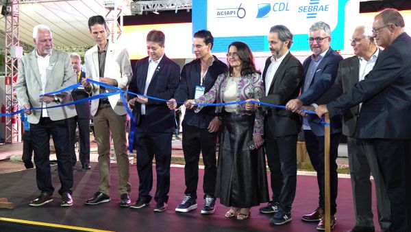 O descerramento da fita inaugural marcou o início de mais uma edição do evento