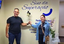 Fé, amor e esperança marcam o tocar do sino de paciente da Unidade de Oncologia do Hospital Márcio Cunha