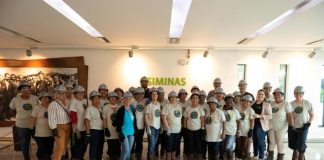 Mulheres do Vila Ipanema têm primeira aula do Projeto Nas Linhas do Tempo