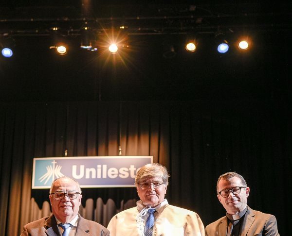 Unileste oficializa transição da Reitoria e apresenta novo reitor
